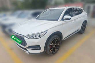 比亚迪 宋PLUS 2020款 1.5T 自动旗舰型