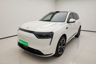 鸿蒙智行 问界M8 2025款 增程 Ultra版 53.4kWh 5座版