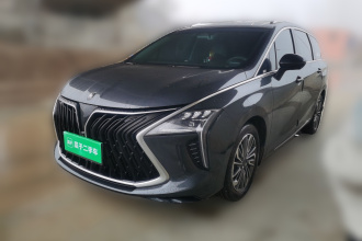 东风风行 风行游艇 2022款 1.5T DCT逐浪版