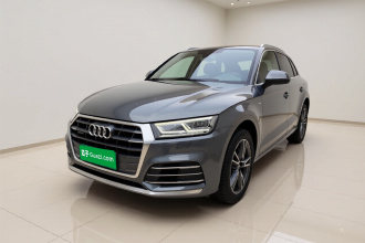 奥迪Q5L 2020款 40 TFSI 荣享时尚型
