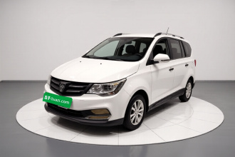 宝骏730 2016款 1.5L 手动豪华型 7座