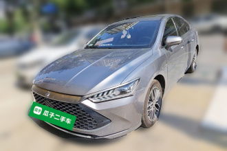 比亚迪 秦PLUS 2023款  冠军版 DM-i 120KM超越型