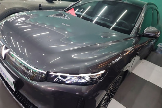 岚图汽车 岚图FREE 2025款 FREE+ 四驱乾崑版