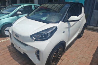 奇瑞QQ 小蚂蚁 2022款 甜粉款 半糖版 磷酸铁锂 29.2kWh 30kW 301km