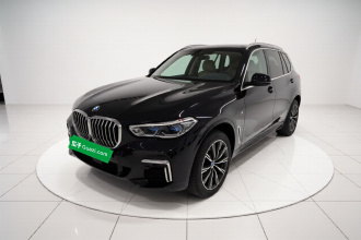 宝马X5 2022款 改款 xDrive 30Li 尊享型M运动套装