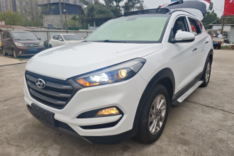 现代 途胜 2015款 2.0L 自动两驱智能型