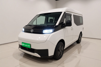 远程超级VAN 2024款 驭程版行动派短轴中顶51kWh