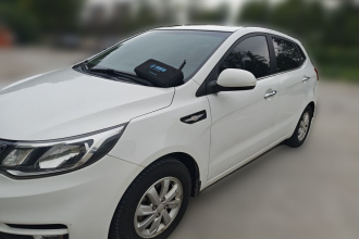 起亚K2 2015款 两厢 1.4L MT GLS炫酷版