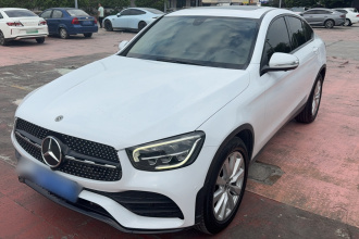 奔驰GLC轿跑 2020款 GLC 260 4MATIC 轿跑SUV