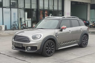 MINI Countryman 2018款 1.5T COOPER ALL4 艺术家