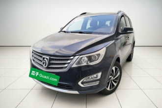 宝骏560 2015款 1.8L 手动豪华型