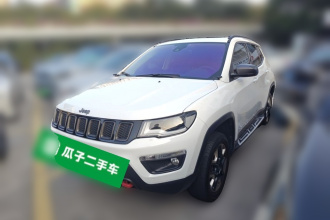 Jeep 指南者 2017款 200TS 自动高性能四驱版