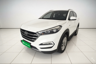 现代 途胜 2015款 1.6T 双离合两驱智能型