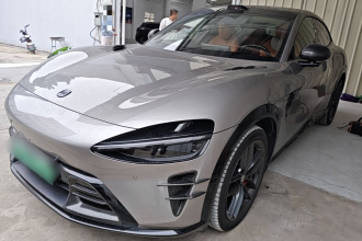 小米汽车 小米YU7 2025款 超长续航高性能四驱Max版