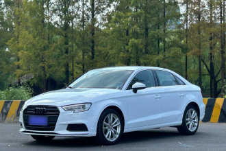 奥迪A3 2018款 30周年年型 Limousine 35 TFSI 进取型