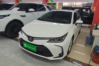 丰田 卡罗拉 2023款 1.8L 智能电混双擎 精英版