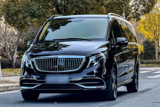 奔驰V级 2022款 V 260 L 长轴距尊贵版