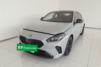 宝马2系 2025款 225L M运动曜夜套装