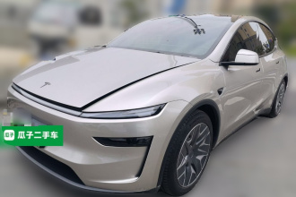 特斯拉 Model Y L 2025款 长续航全轮驱动版