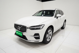沃尔沃XC60 2022款 B5 四驱智逸豪华版