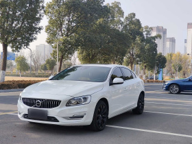 沃尔沃S60 2019款 S60L 改款 T5 智进进阶版
