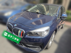 宝马2系旅行车 2018款 218i 时尚型