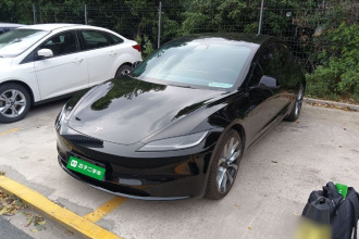 特斯拉 Model 3 2023款 长续航全轮驱动版