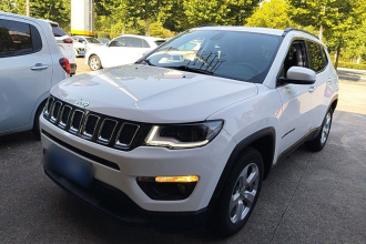 Jeep 指南者 2017款 200T 自动家享版