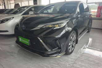 丰田 格瑞维亚 2023款 2.5L混动 尊爵VIP版