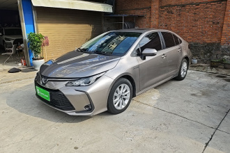 丰田 卡罗拉 2023款 1.8L 智能电混双擎 精英版