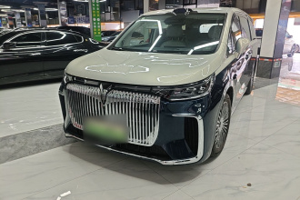 岚图汽车 岚图梦想家 2025款 PHEV 四驱旗舰乾崑版