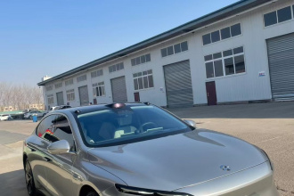 蔚来ET7 2024款 75kWh 行政版