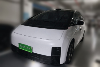 理想汽车 理想MEGA 2025款 Home 家庭特别版