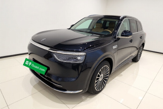 鸿蒙智行 问界M8 2025款 纯电 Ultra 六座四驱版 (192线激光雷达）