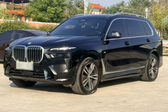 宝马X7 2023款 xDrive40i 尊享型M运动套装