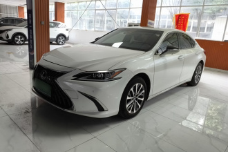 雷克萨斯ES 2022款 200 卓越版