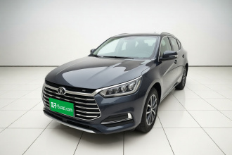 比亚迪 宋 2020款 经典版 1.5T 自动精英型