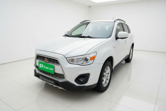 三菱 劲炫ASX 2013款 2.0L CVT两驱精英版