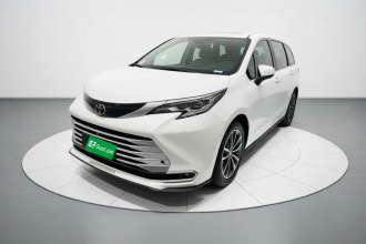丰田 赛那SIENNA 2024款 2.5L混动 铂金版