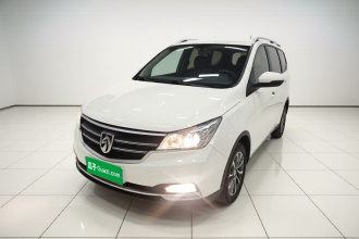 宝骏730 2019款 1.5T CVT时尚型 7座 国VI