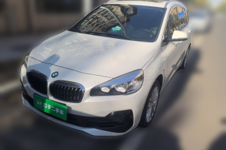 宝马2系多功能旅行车 2019款 220i 领先型