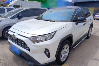 丰田 RAV4荣放 2023款 2.0L CVT两驱都市版