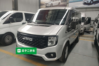 江铃福顺 2022款 2.0T 手动多功能乘用车短轴低顶6座