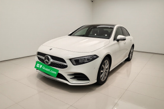奔驰A级 2022款 A 200 L 运动轿车时尚型