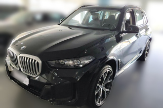 宝马X5 2023款 xDrive 30Li 尊享型M运动曜夜套装