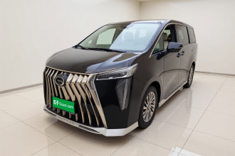 广汽传祺 传祺M8 2023款 宗师系列 400T 旗舰版