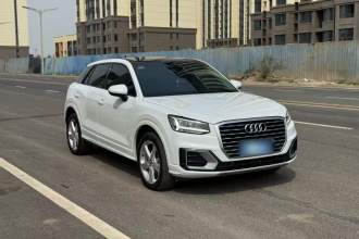 奥迪Q2L 2021款 35 TFSI 时尚致雅型