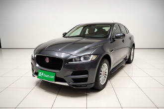 捷豹F-PACE 2018款 2.0T 两驱都市尊享版