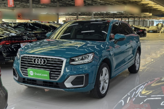 奥迪Q2L 2021款 35 TFSI 时尚致雅型