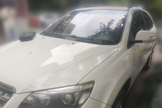 比亚迪S6 2014款 2.4L 自动尊贵型 5座